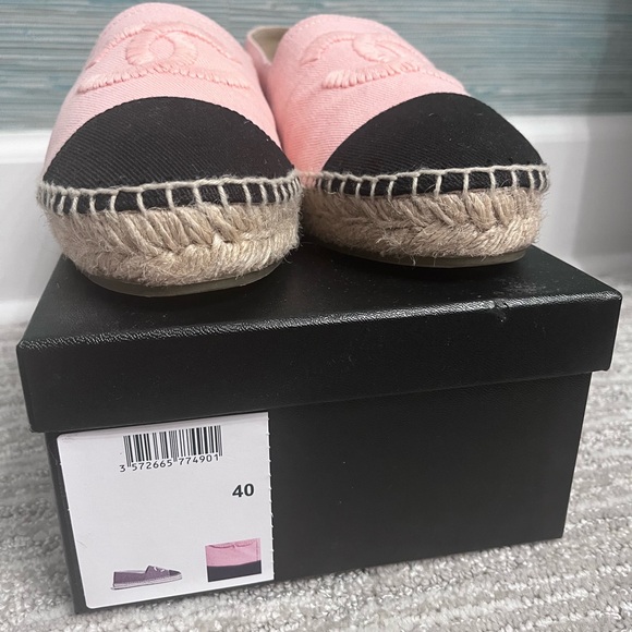 CHANEL ESPADRILLES pink 40 - Picture 2 of 6